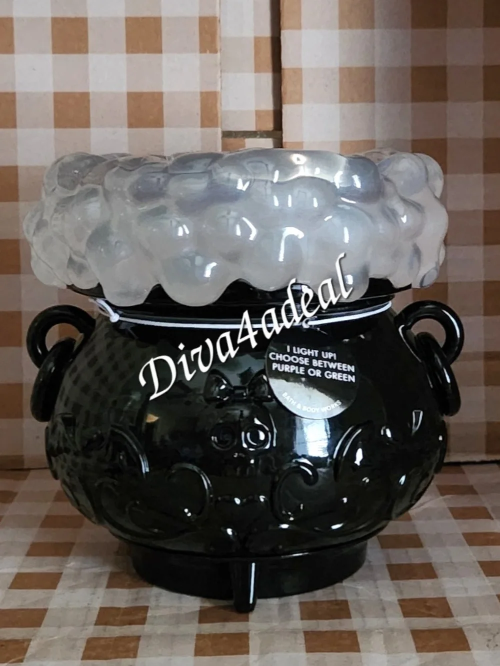 BBW LIGHT-UP COLOR CHANGING CAULDRON WATERGLOBE 3-Wick Candle Holder